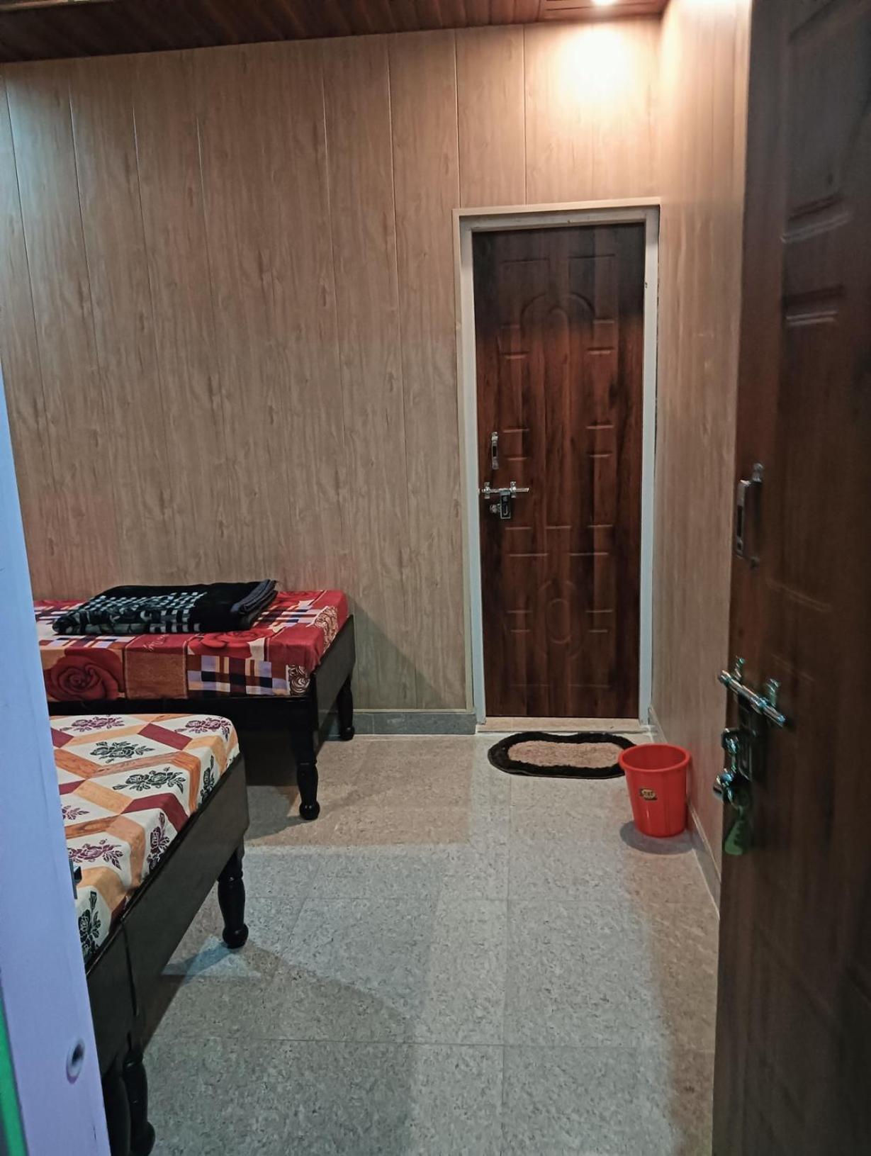 Hotel Chauhan Brothers Uttarkāshi 외부 사진
